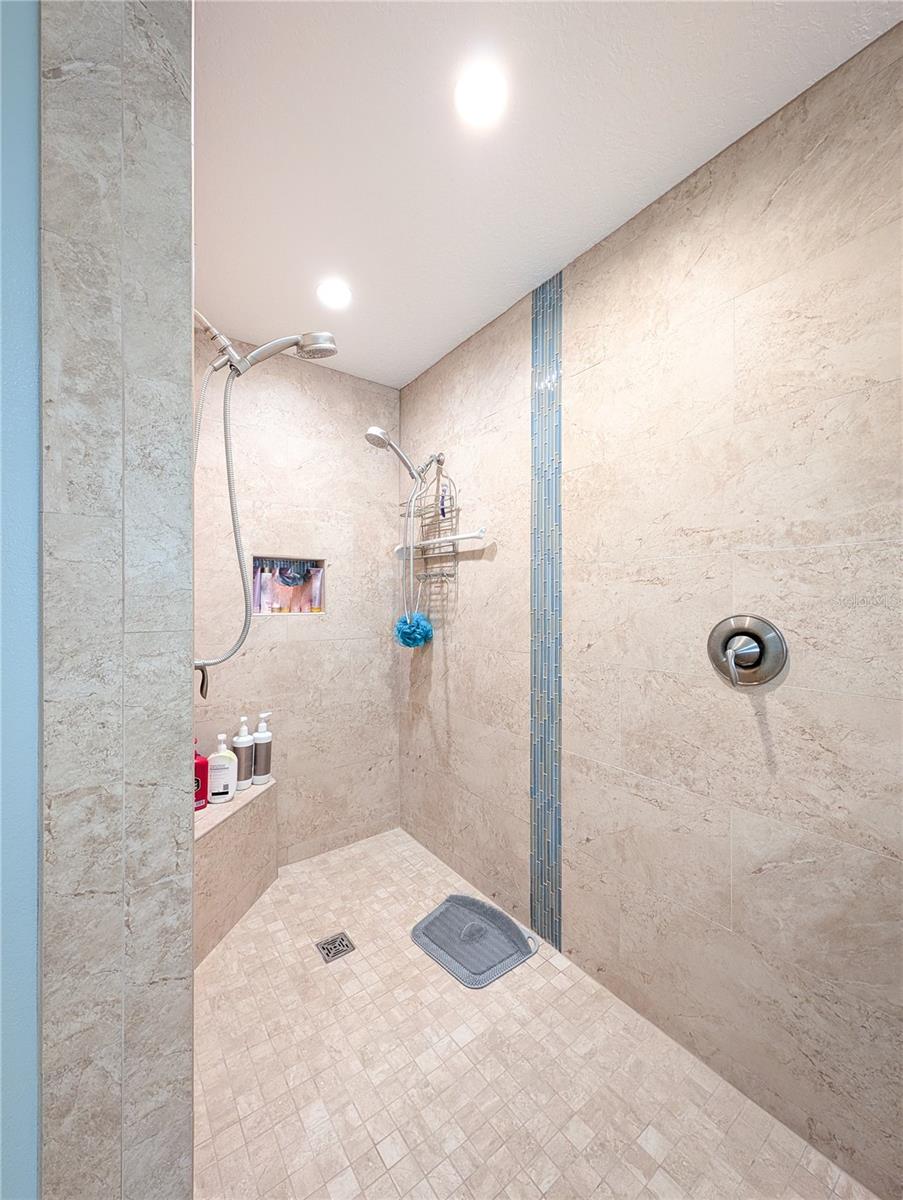 Image 33 of 42 For 1711 Magdalene Manor Drive