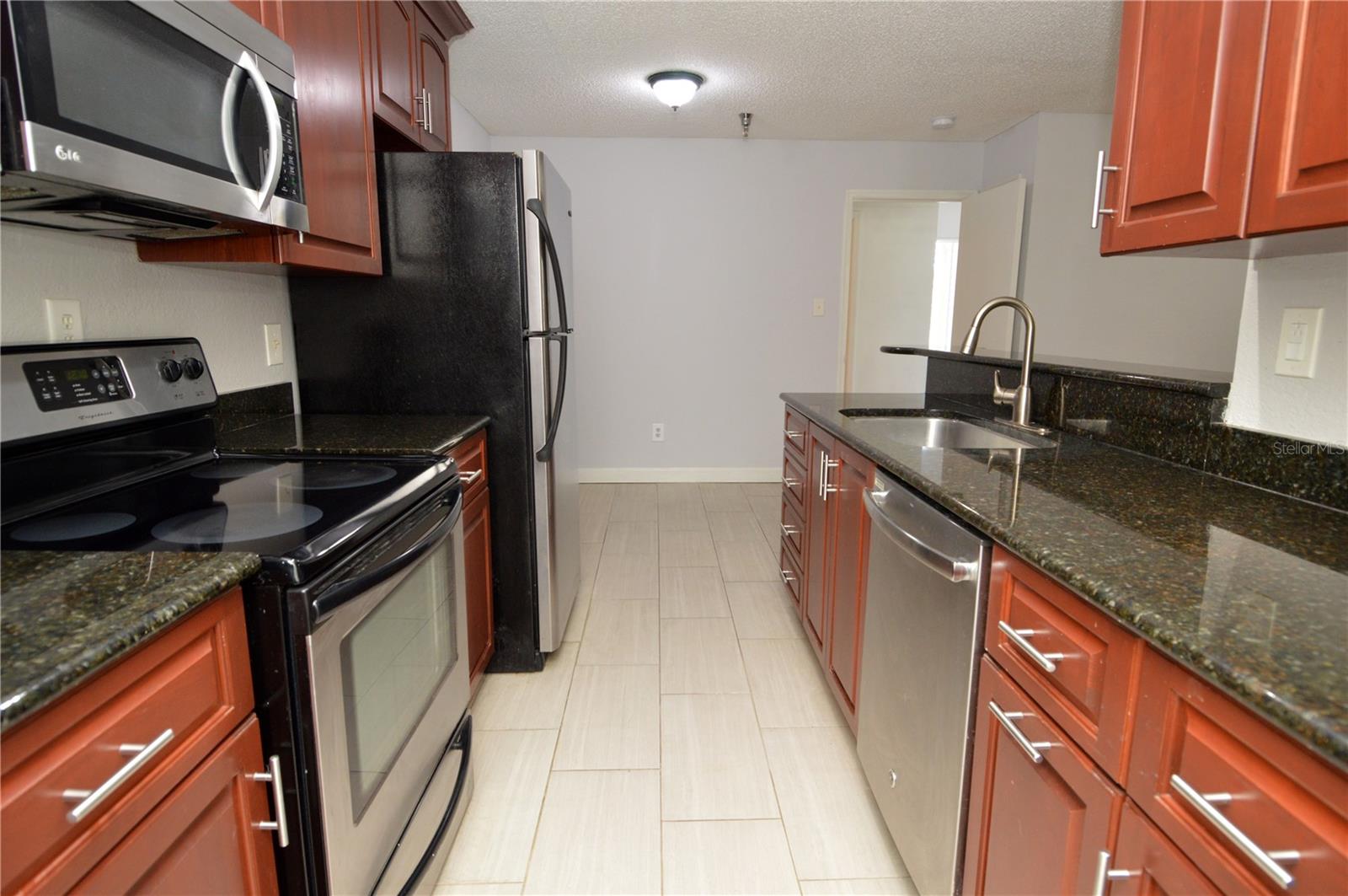 Image 12 of 100 For 10265 Gandy Boulevard N 1707