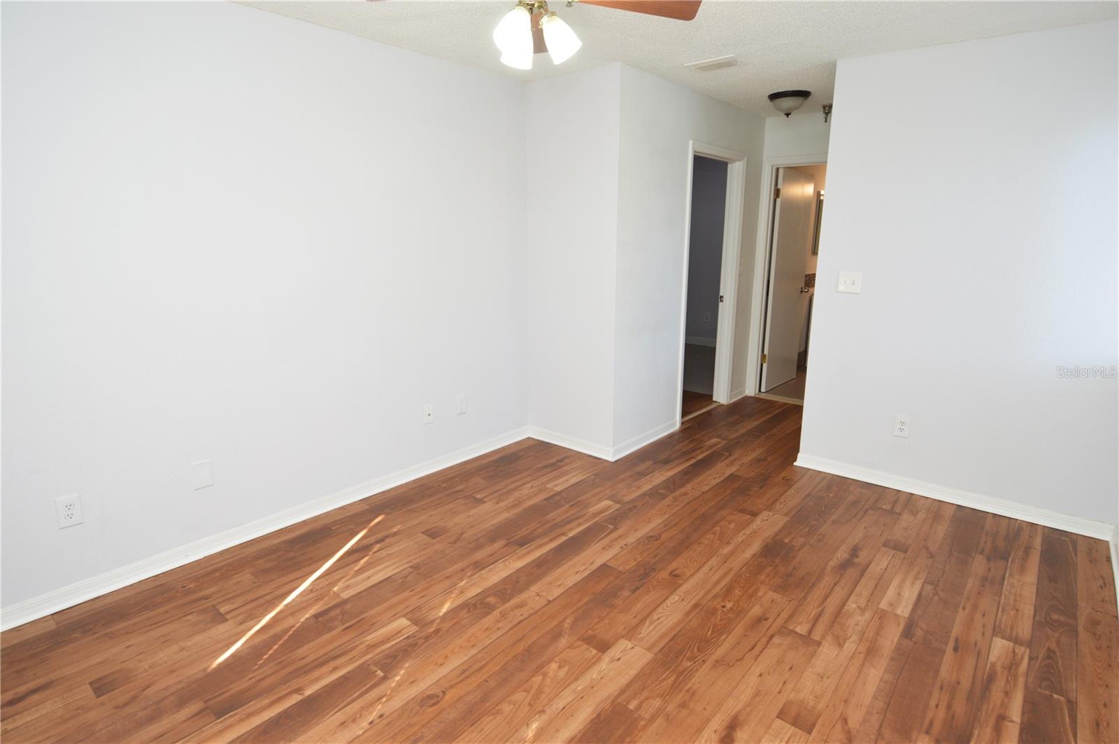 Image 25 of 100 For 10265 Gandy Boulevard N 1707