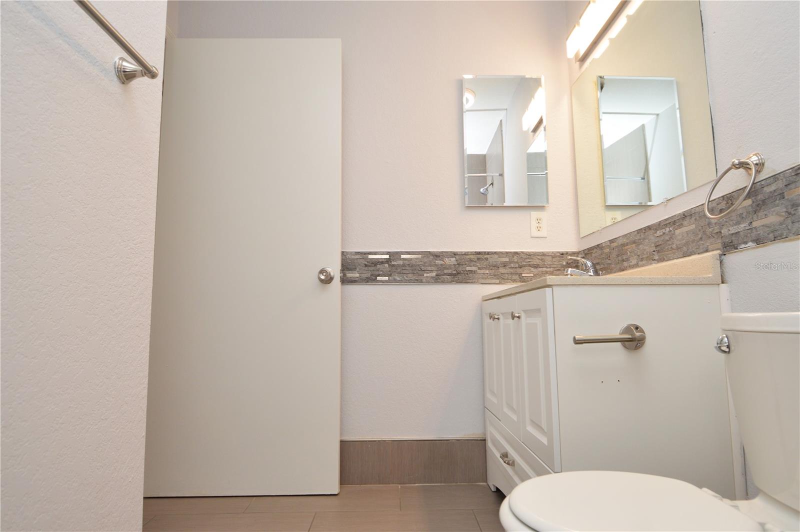 Image 34 of 100 For 10265 Gandy Boulevard N 1707