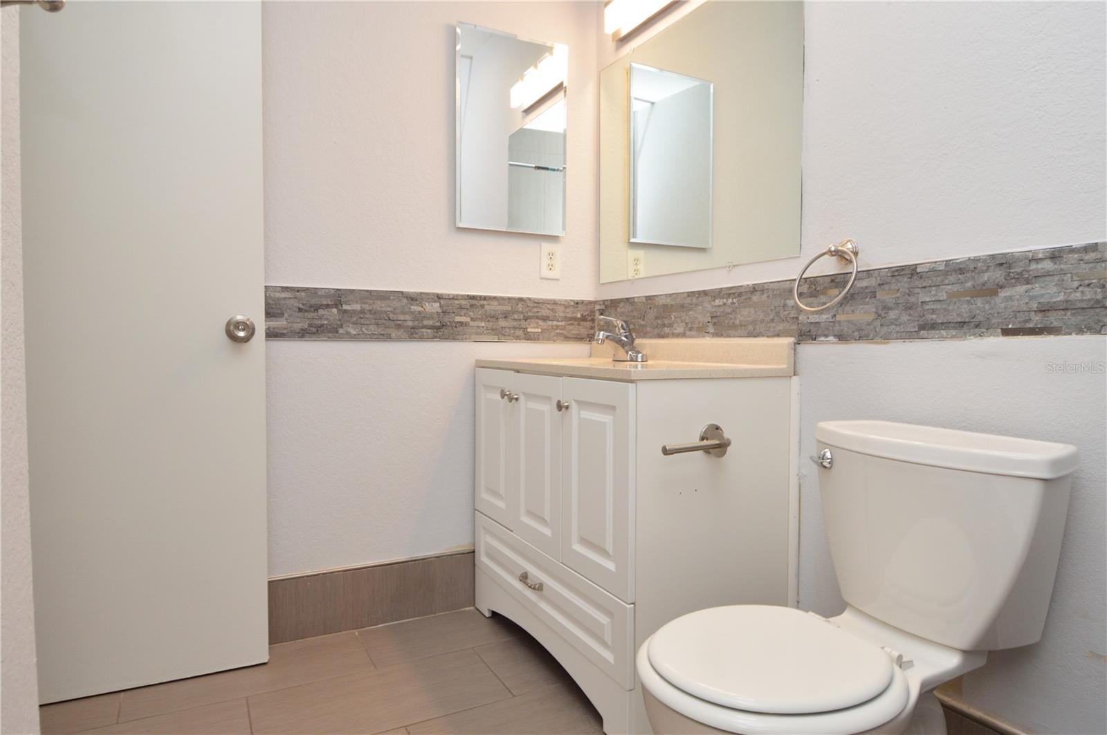 Image 35 of 100 For 10265 Gandy Boulevard N 1707