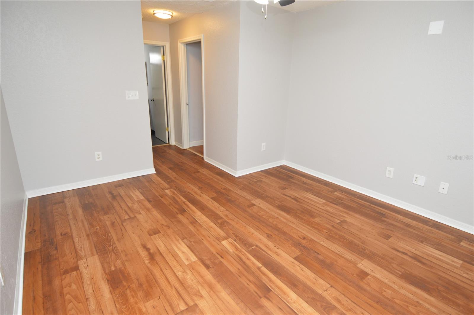 Image 43 of 100 For 10265 Gandy Boulevard N 1707