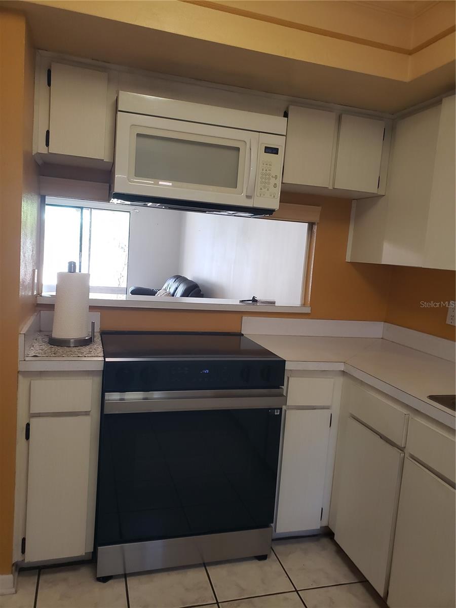 Image 5 of 12 For 3710 Greenery Court 110