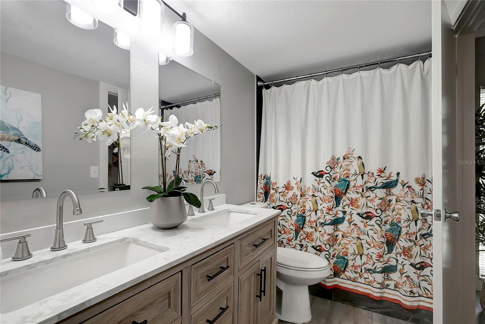 Image 27 of 46 For 16133 Ravendale Drive