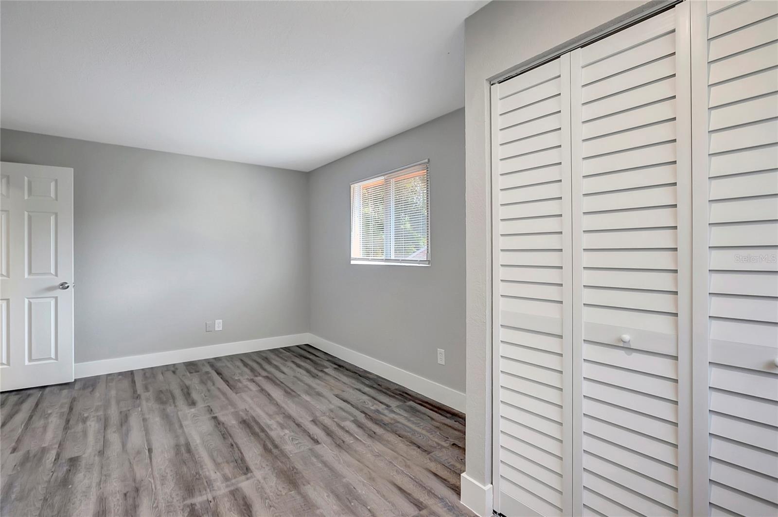 Image 38 of 46 For 16133 Ravendale Drive