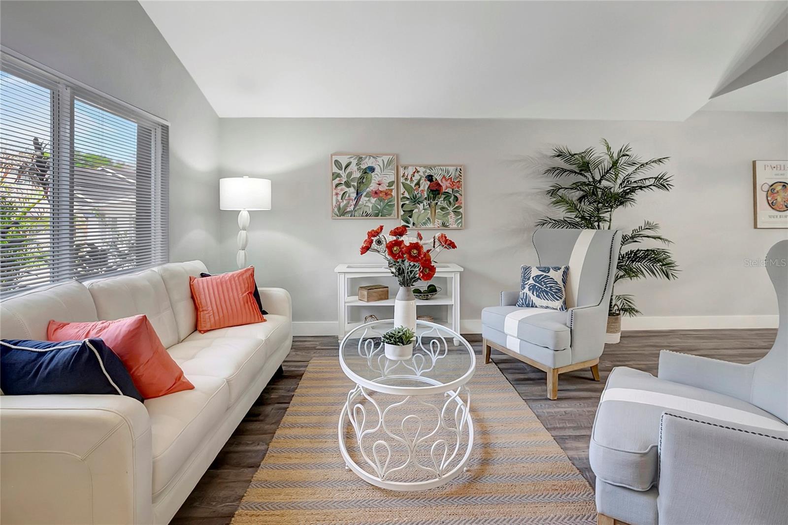 Image 7 of 46 For 16133 Ravendale Drive