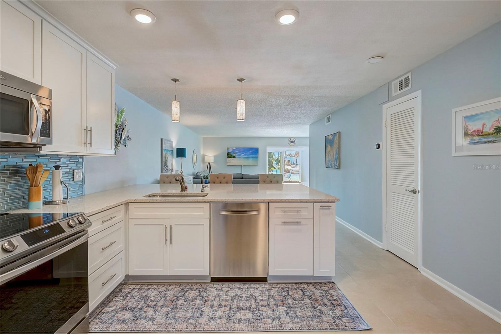 Image 25 of 64 For 4518 Garnet Drive 101