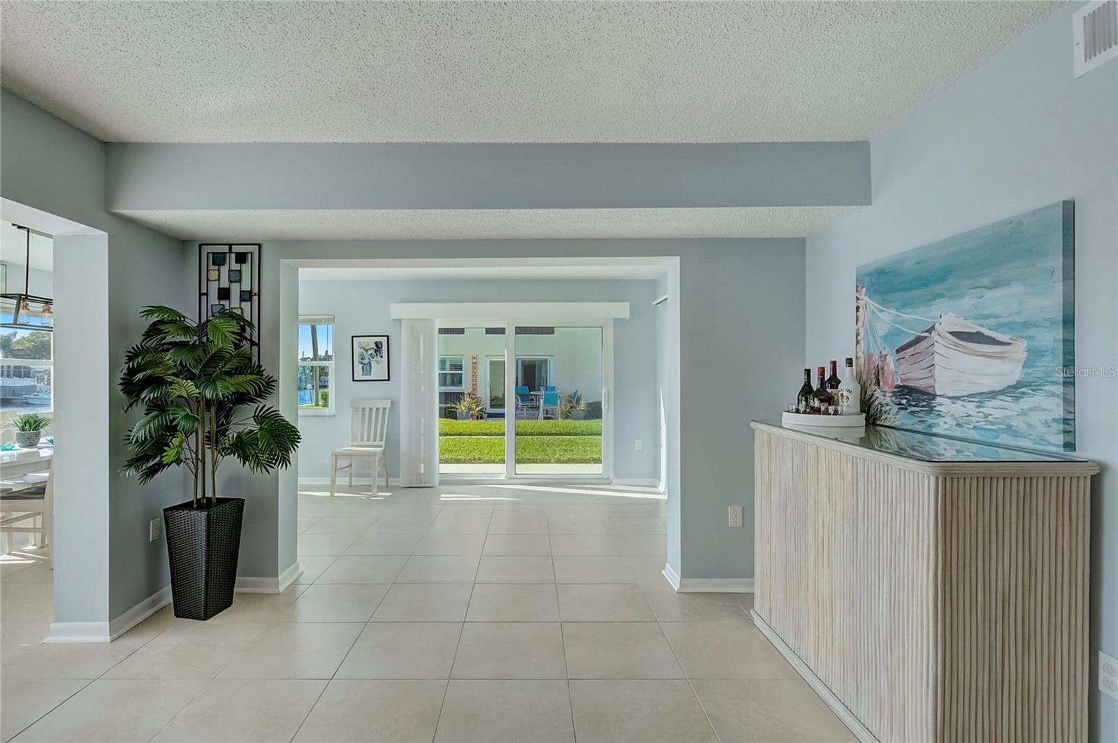 Image 27 of 64 For 4518 Garnet Drive 101