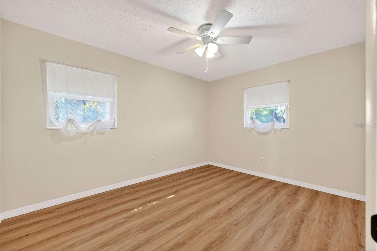 Image 18 of 72 For 19801 Gunn Highway