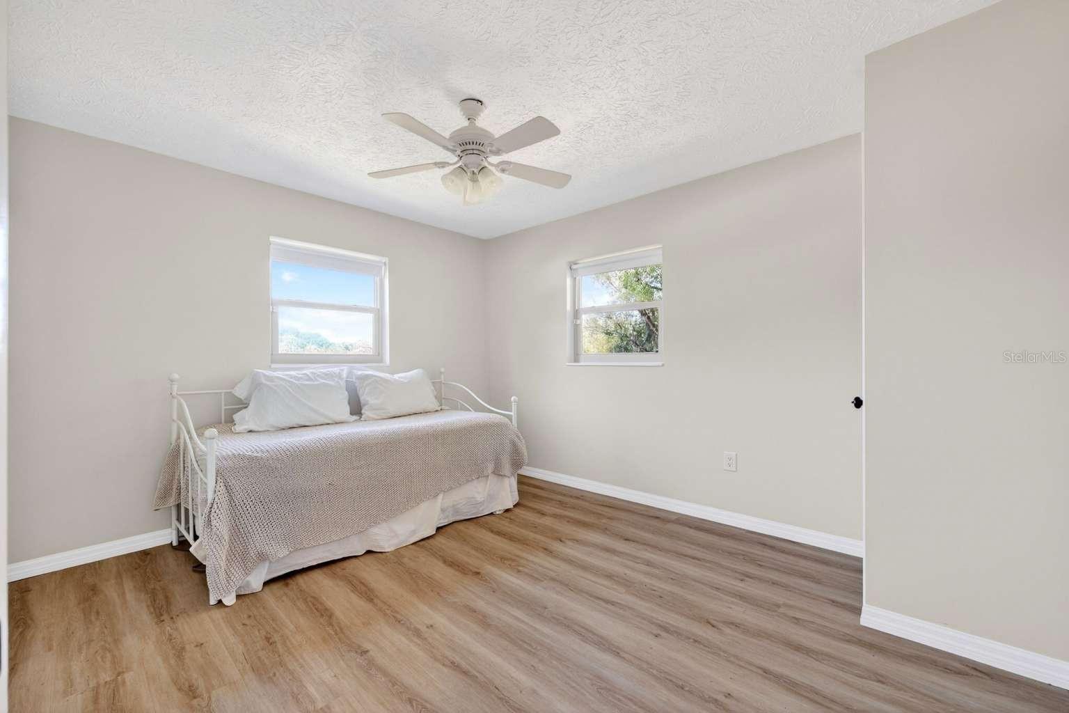 Image 20 of 72 For 19801 Gunn Highway