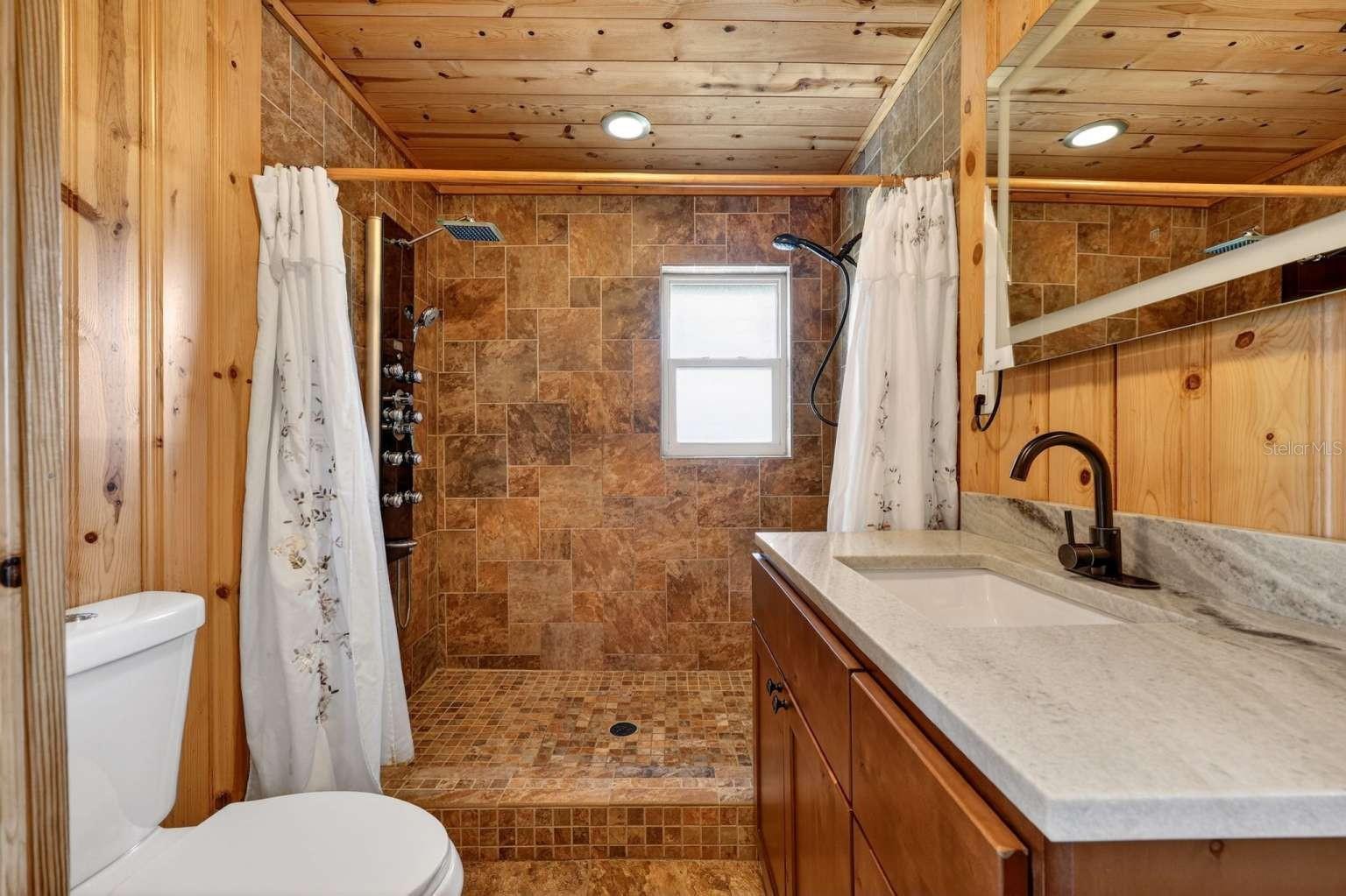 Image 25 of 72 For 19801 Gunn Highway