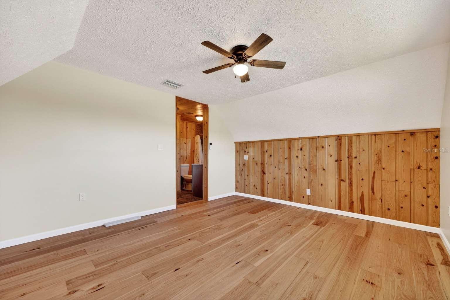 Image 27 of 72 For 19801 Gunn Highway