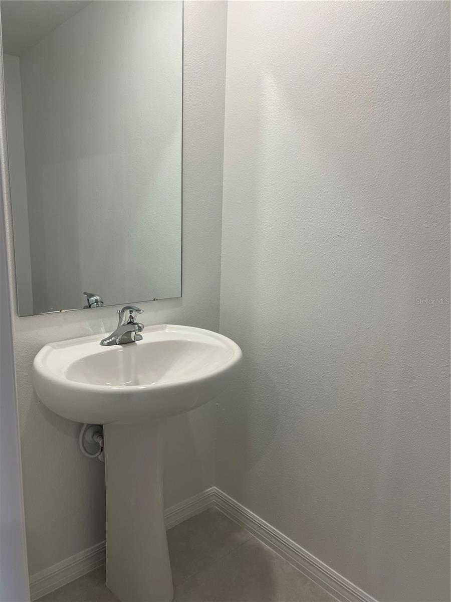 Image 10 of 39 For 9058 Gallantree Place