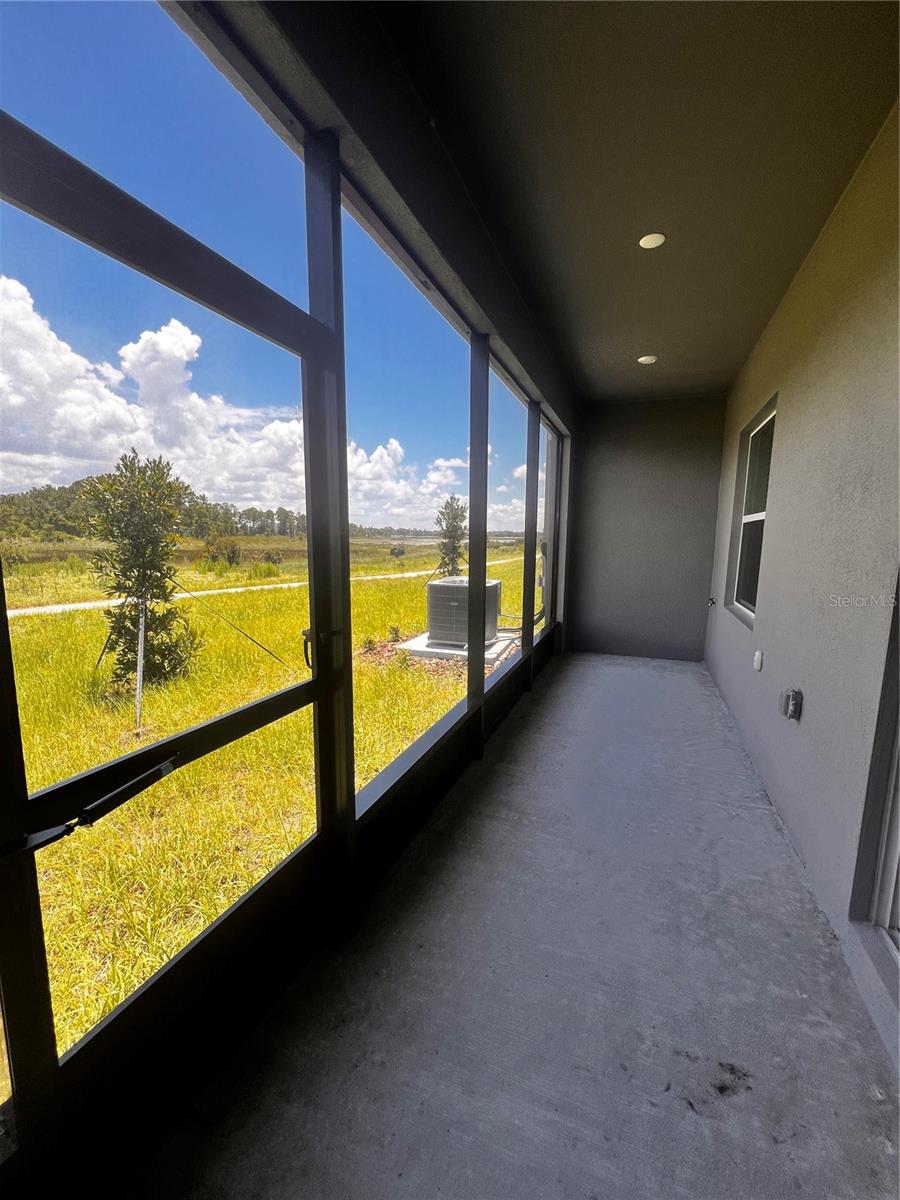 Image 12 of 39 For 9058 Gallantree Place