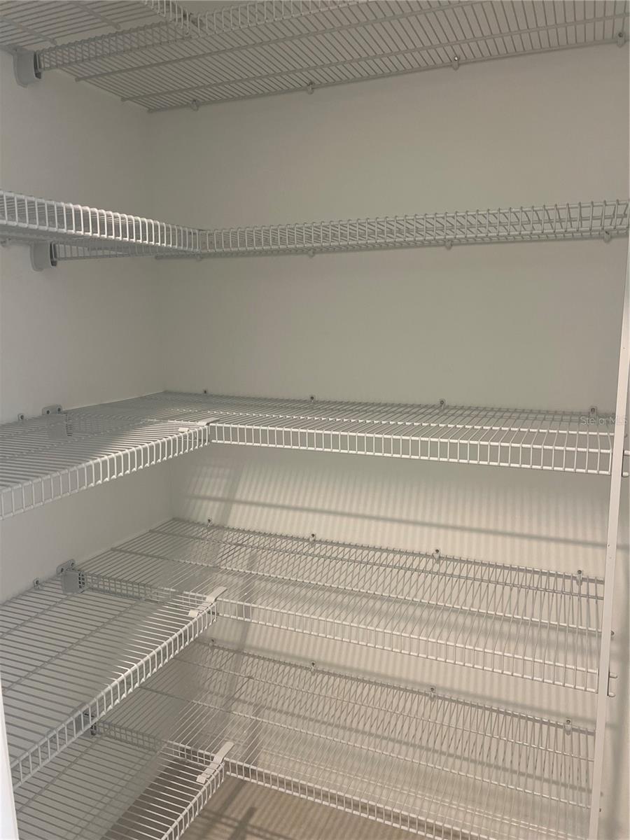 Image 15 of 39 For 9058 Gallantree Place