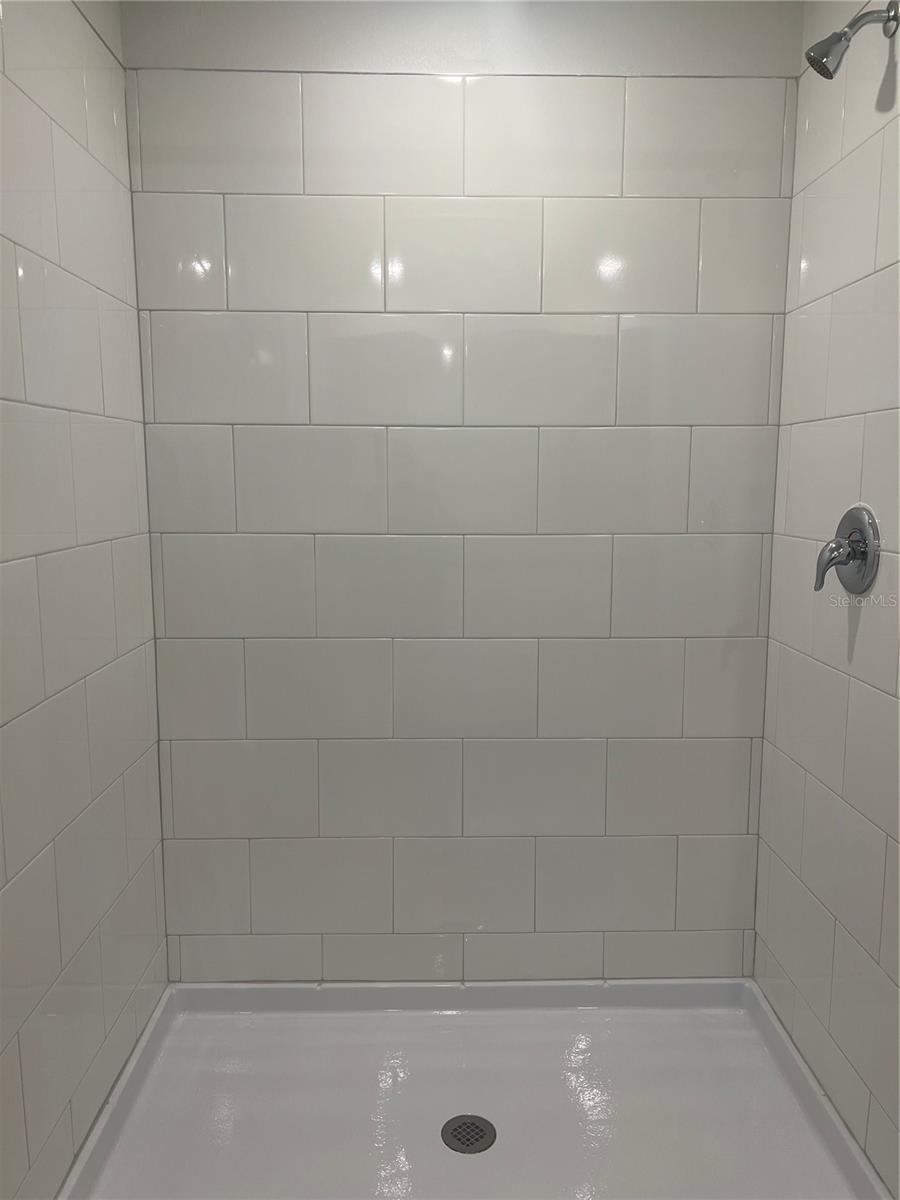 Image 30 of 39 For 9058 Gallantree Place