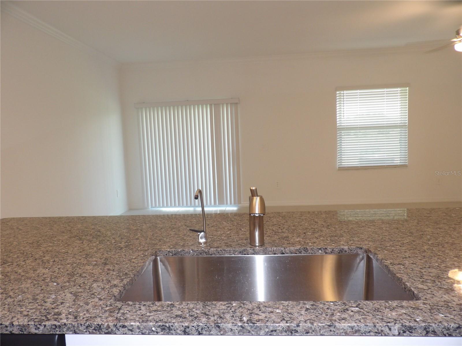 Image 6 of 39 For 9058 Gallantree Place