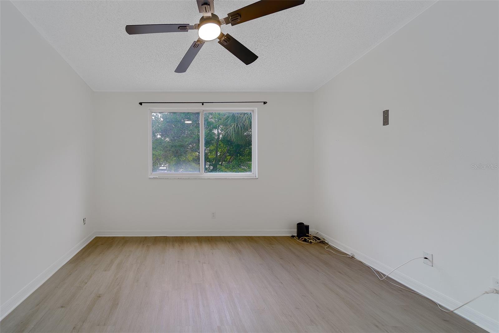 Image 17 of 46 For 9241 Jakes Path