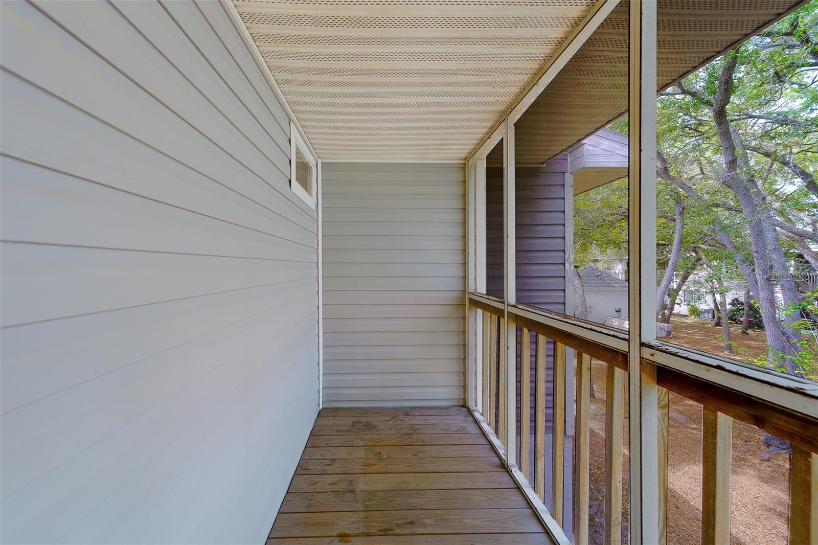 Image 2 of 46 For 9241 Jakes Path