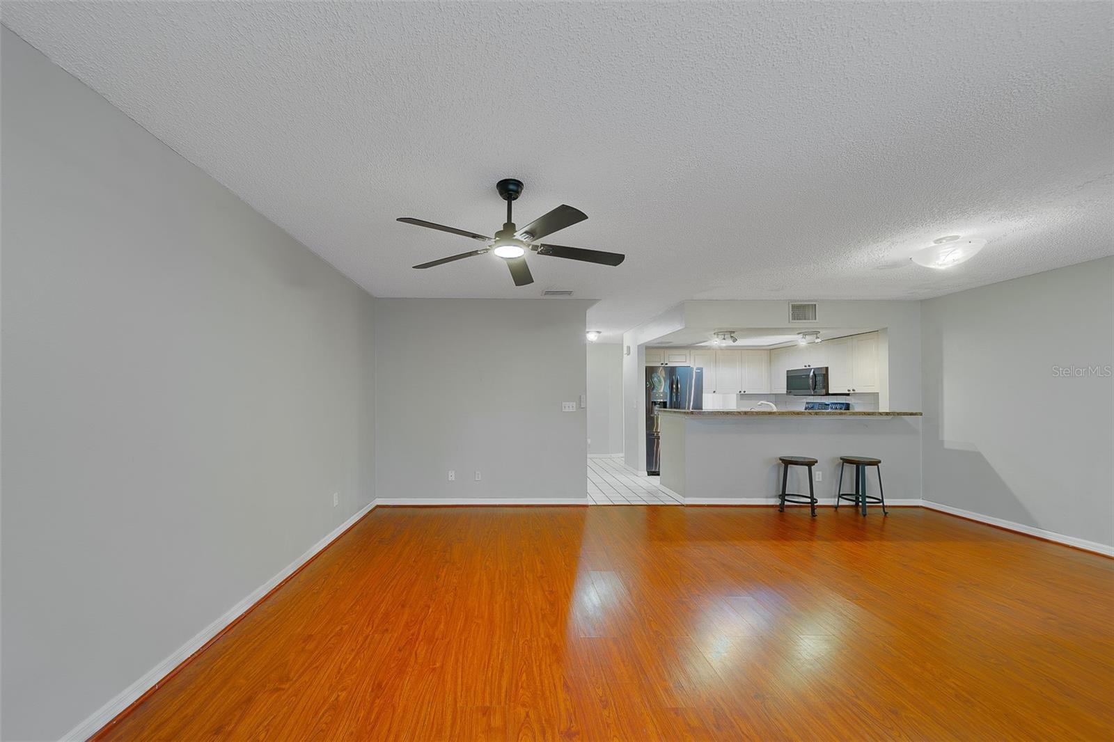 Image 23 of 46 For 9241 Jakes Path