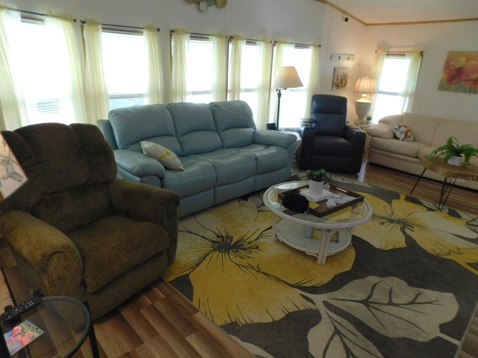 Image 13 of 45 For 1001 Starkey Road 99