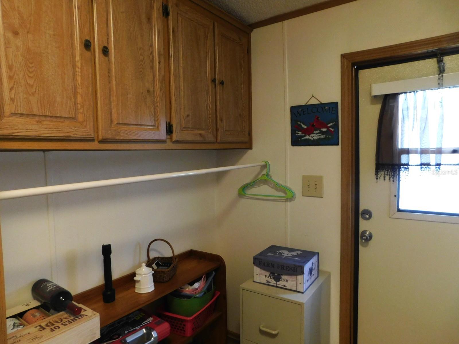 Image 24 of 45 For 1001 Starkey Road 99