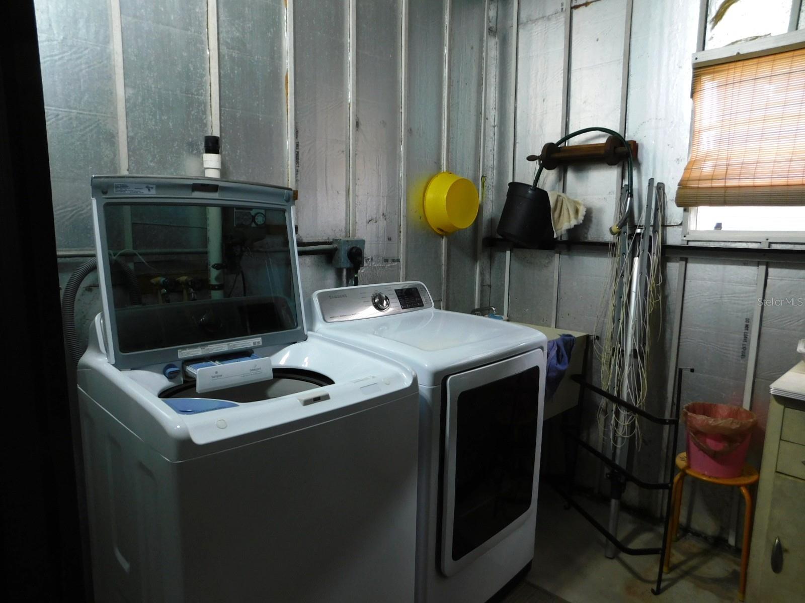 Image 31 of 45 For 1001 Starkey Road 99