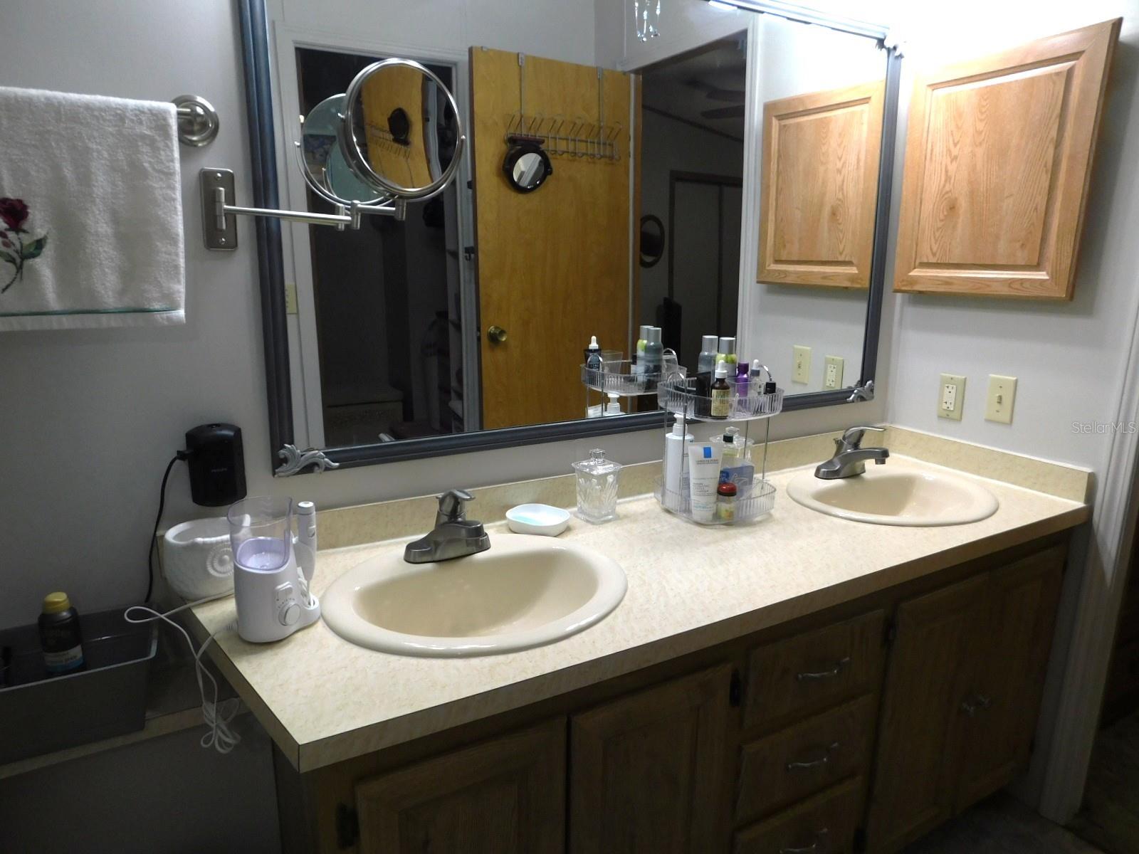 Image 38 of 45 For 1001 Starkey Road 99