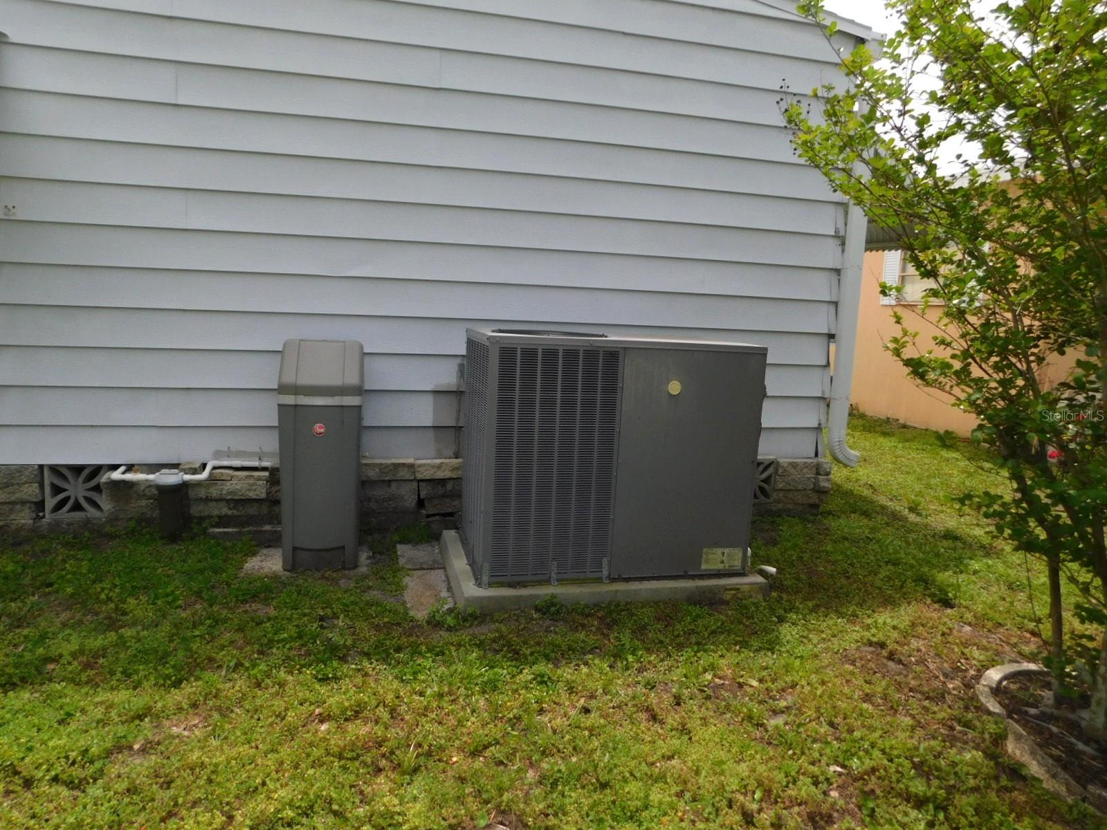 Image 4 of 45 For 1001 Starkey Road 99