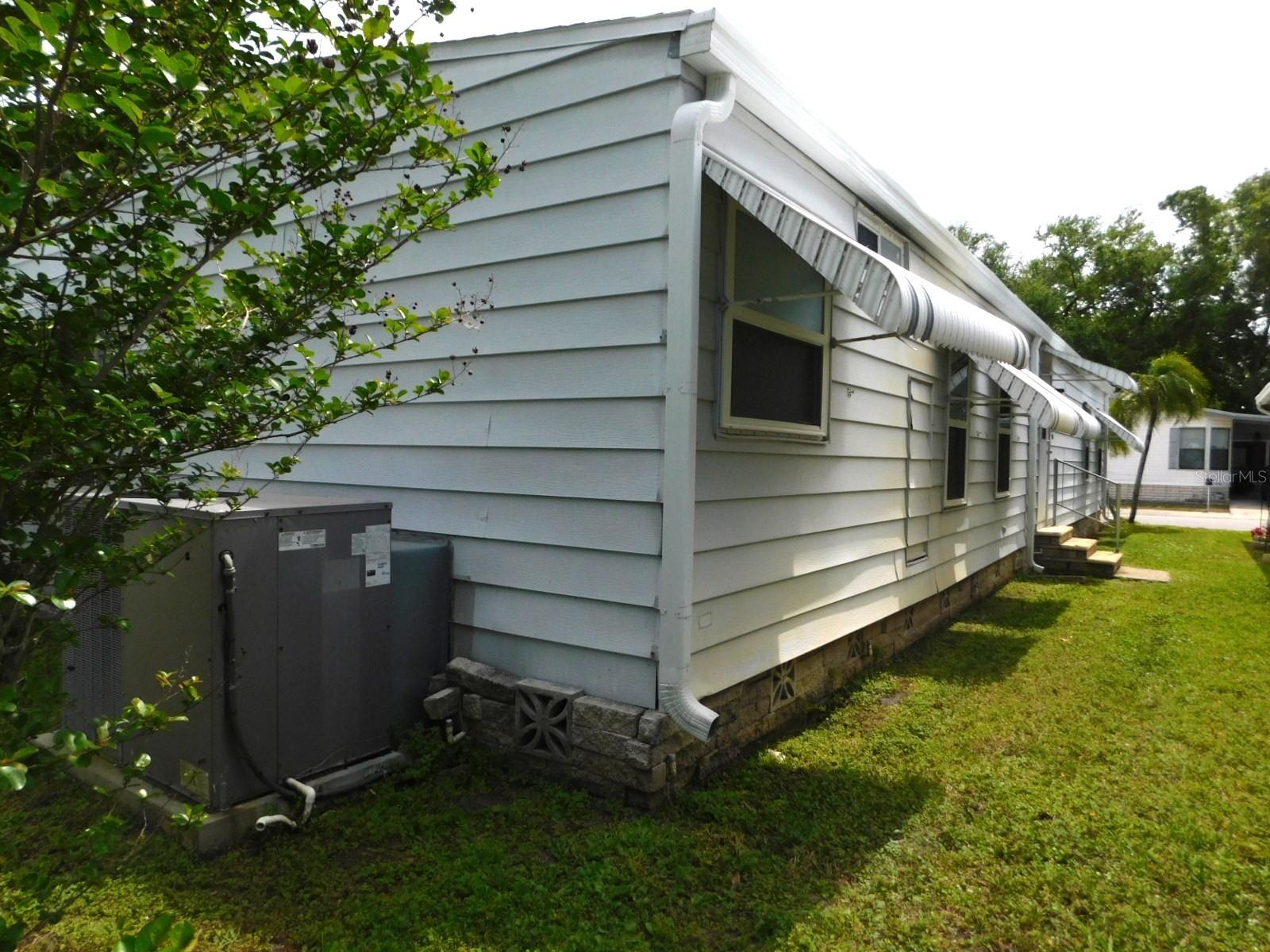 Image 44 of 45 For 1001 Starkey Road 99