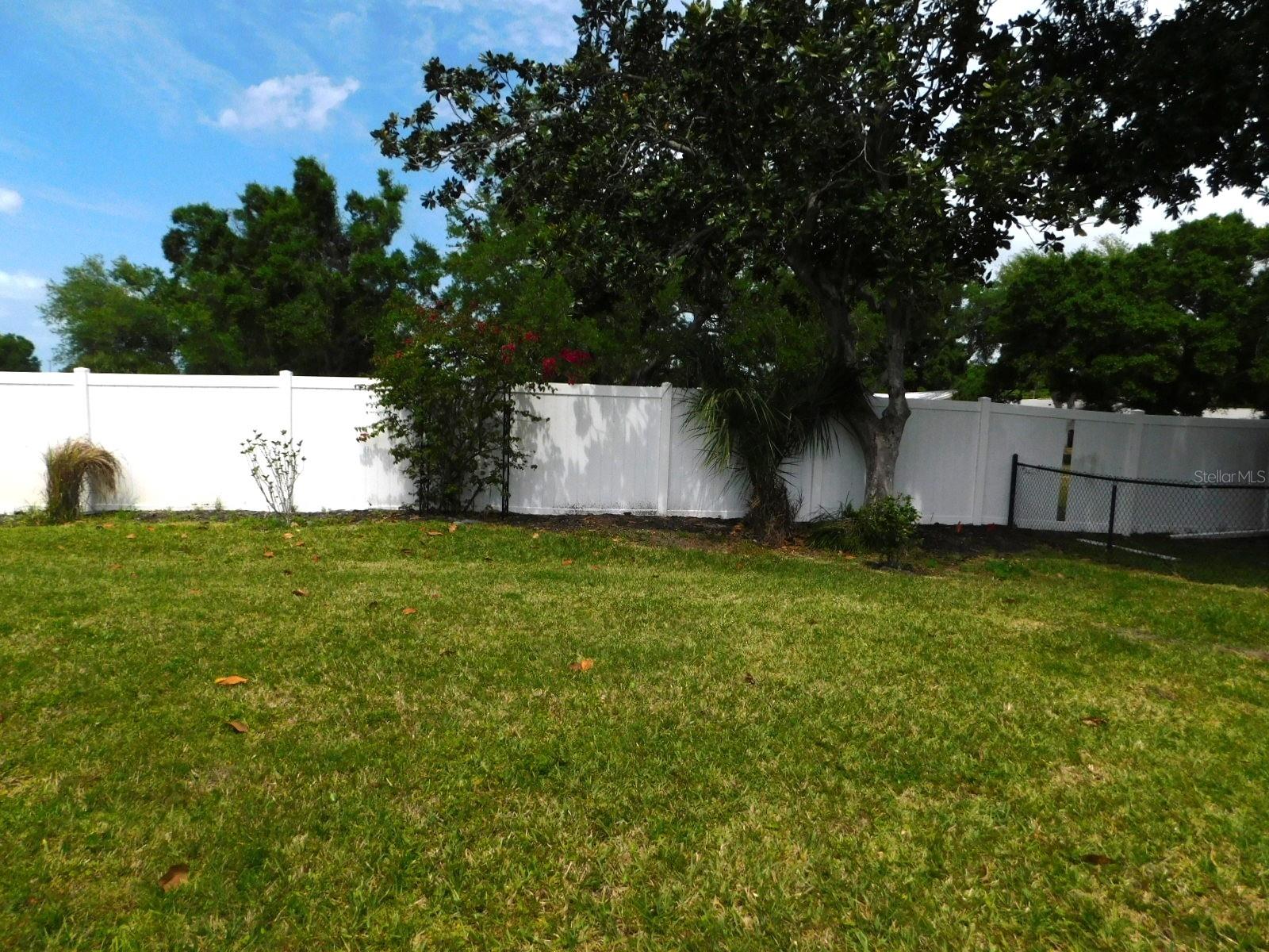 Image 6 of 45 For 1001 Starkey Road 99