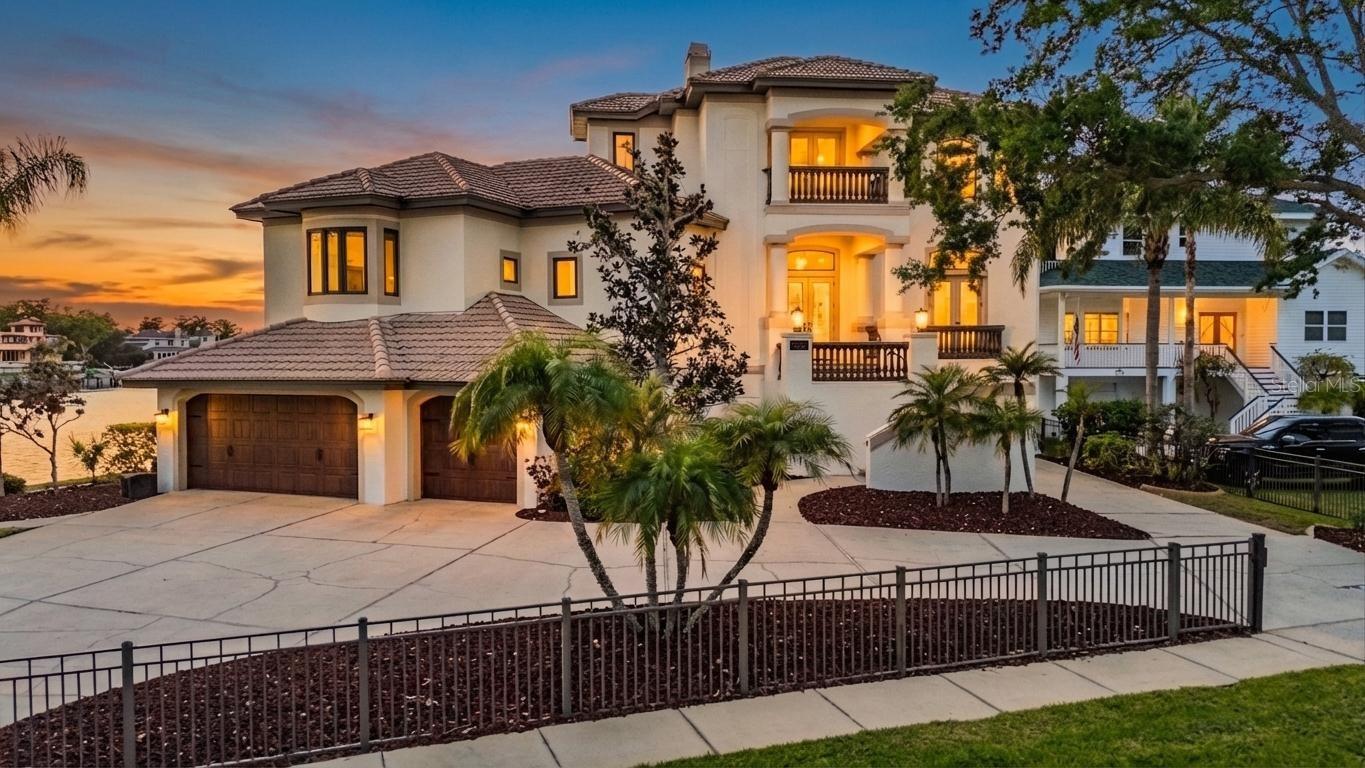 Details for 62 Central Court, TARPON SPRINGS, FL 34689