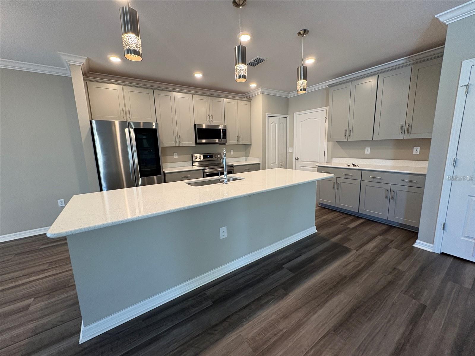 Image 7 of 25 For 4517 Reisswood Loop