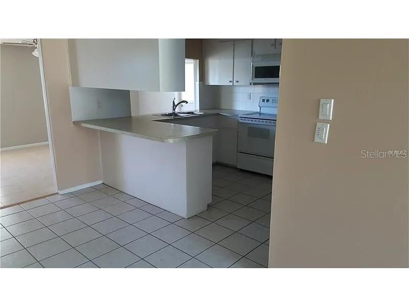 Image 6 of 10 For 7325 Coventry Drive