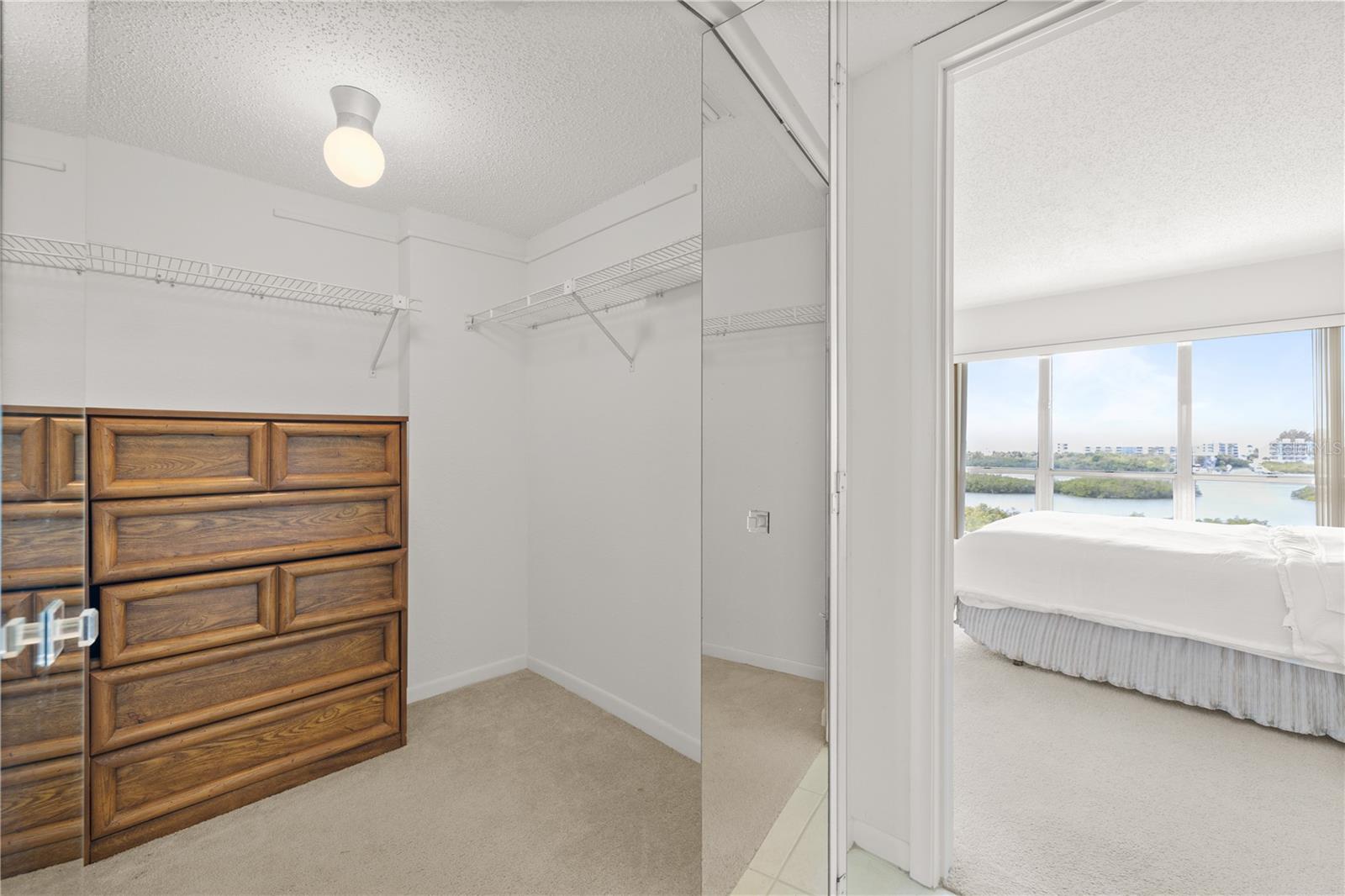 Image 29 of 50 For 9000 Commodore Drive 604