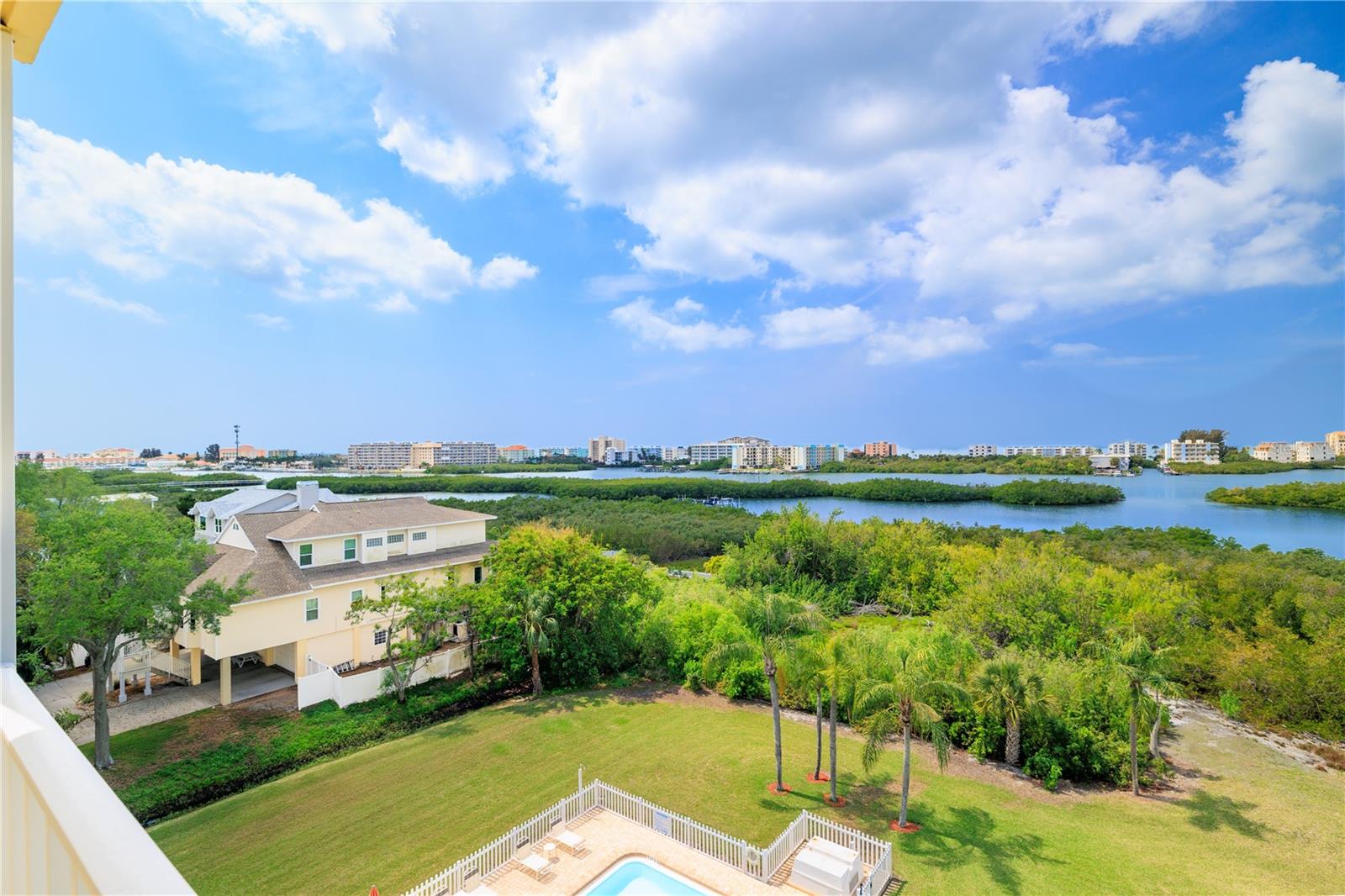 Image 32 of 50 For 9000 Commodore Drive 604