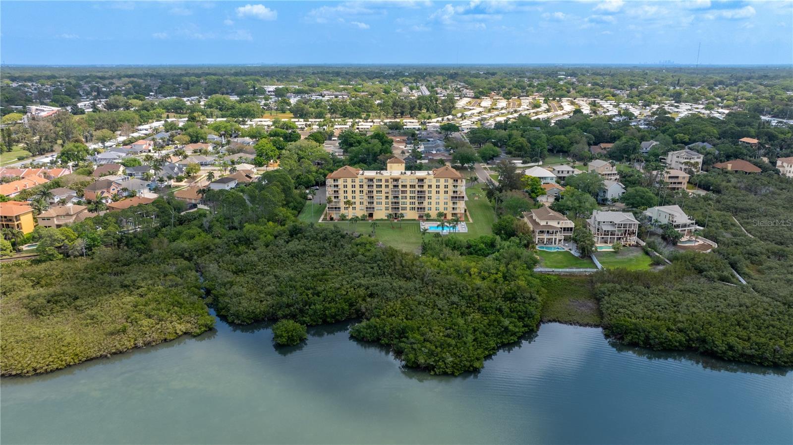 Image 39 of 50 For 9000 Commodore Drive 604