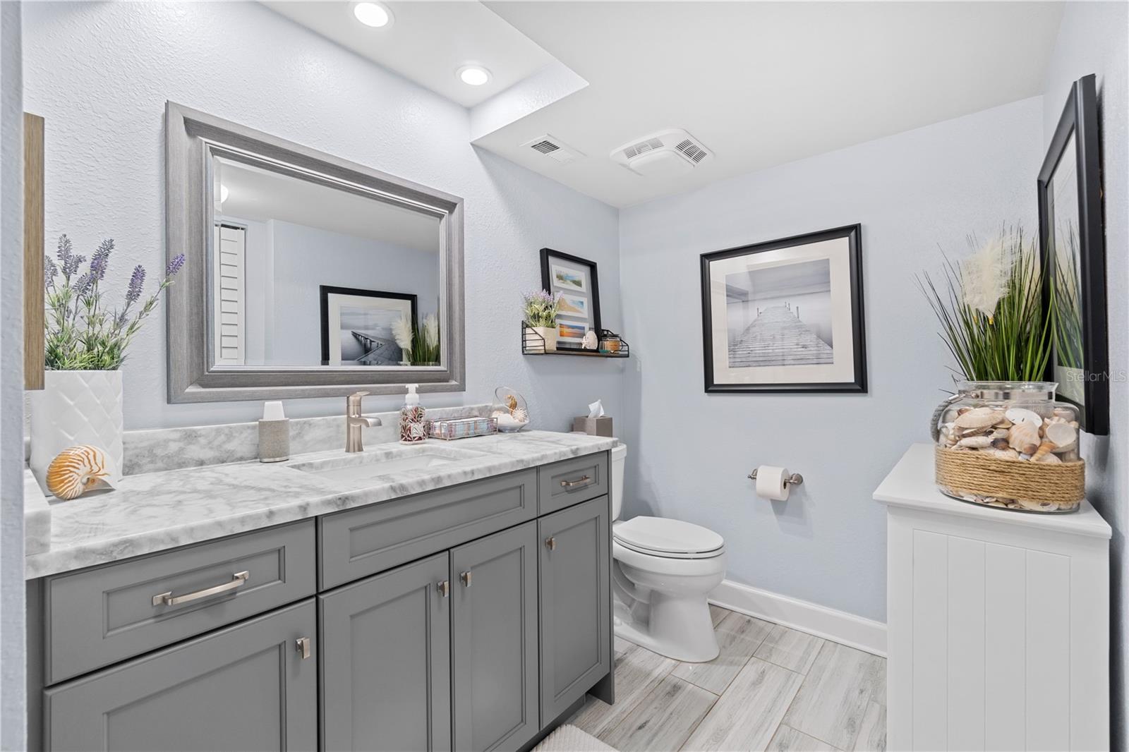 Listing photo id 15 for 1480 Gulf Boulevard 1104