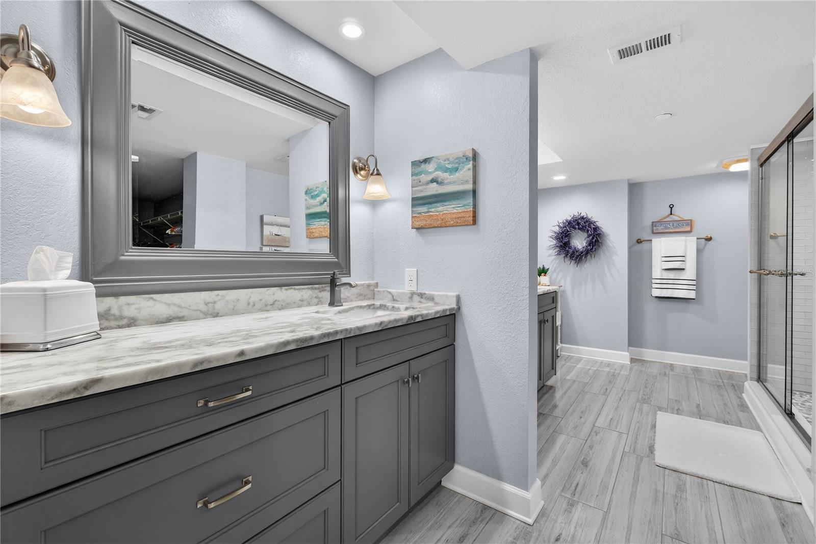 Listing photo id 24 for 1480 Gulf Boulevard 1104