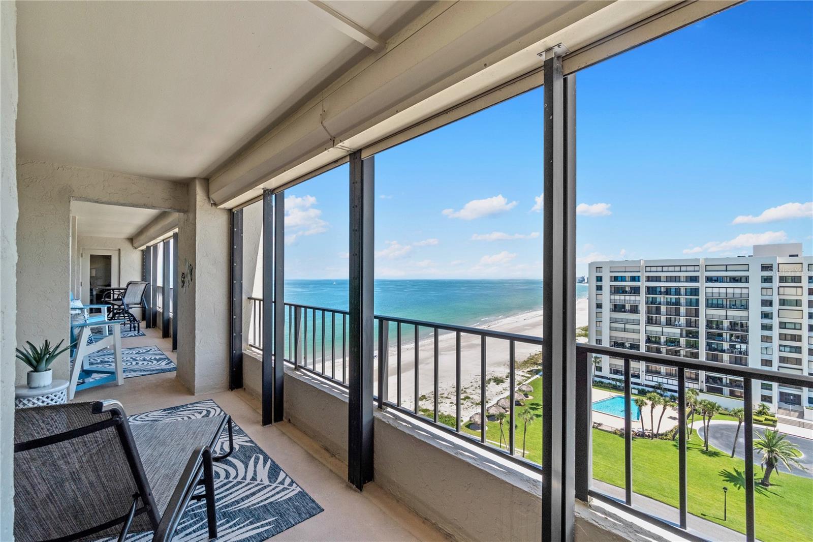 Listing photo id 1 for 1480 Gulf Boulevard 1104