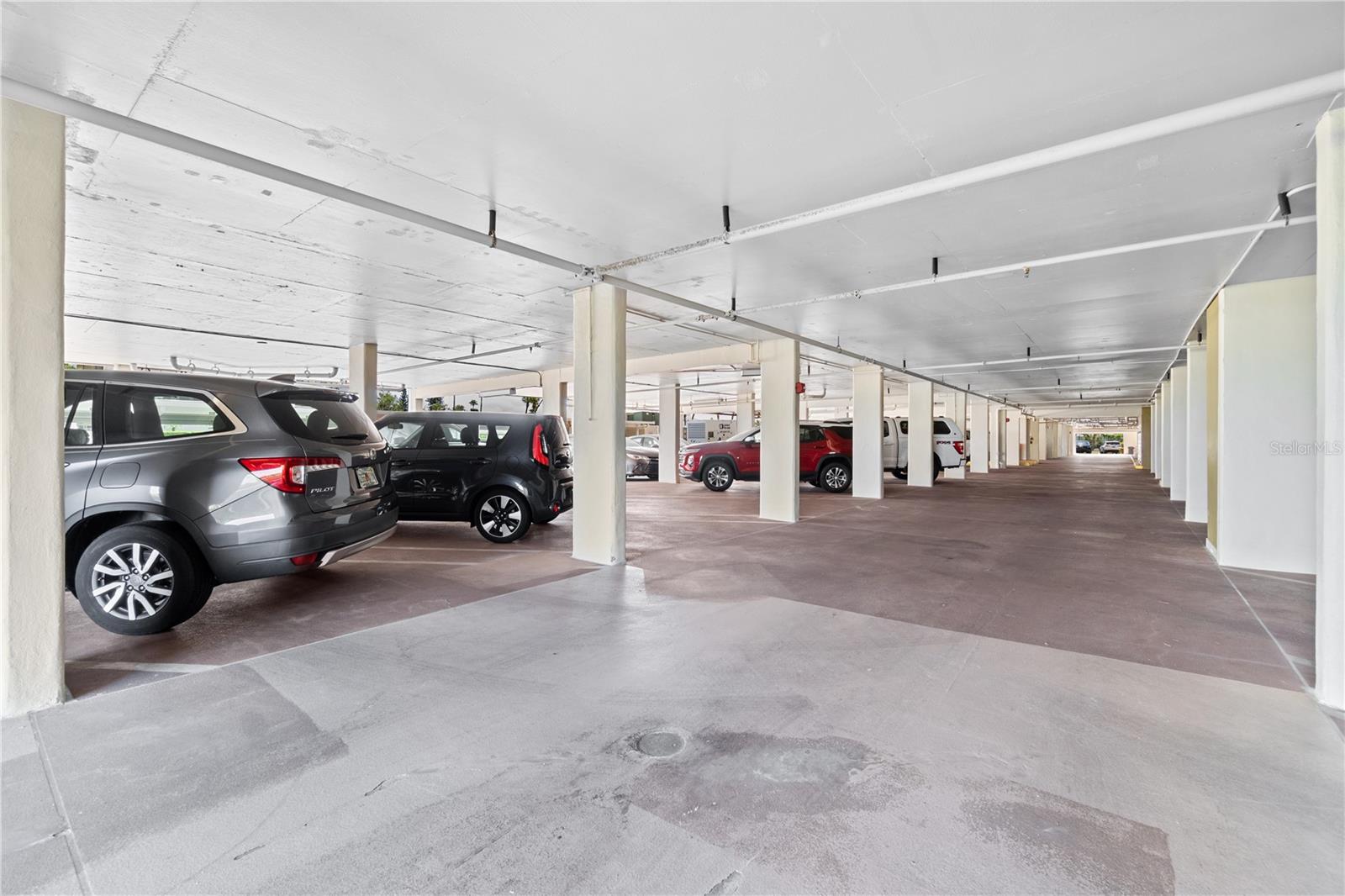 Listing photo id 53 for 1480 Gulf Boulevard 1104