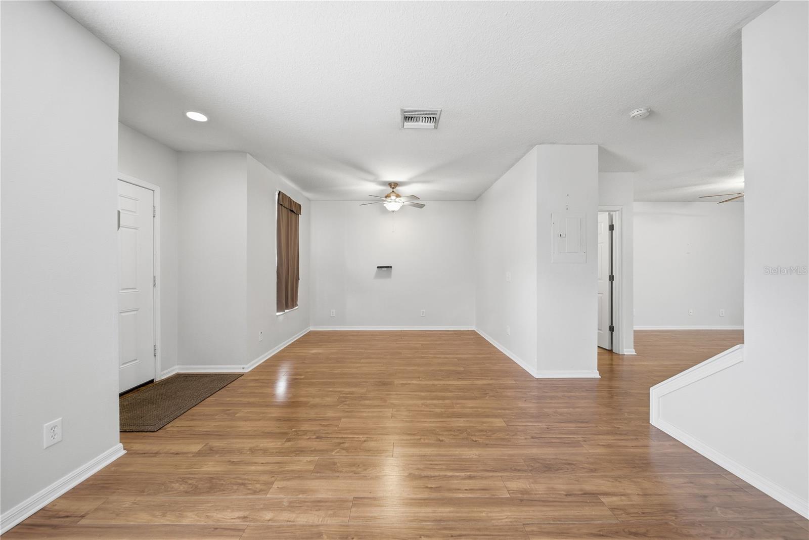 Image 4 of 25 For 1139 Baronscourt Drive