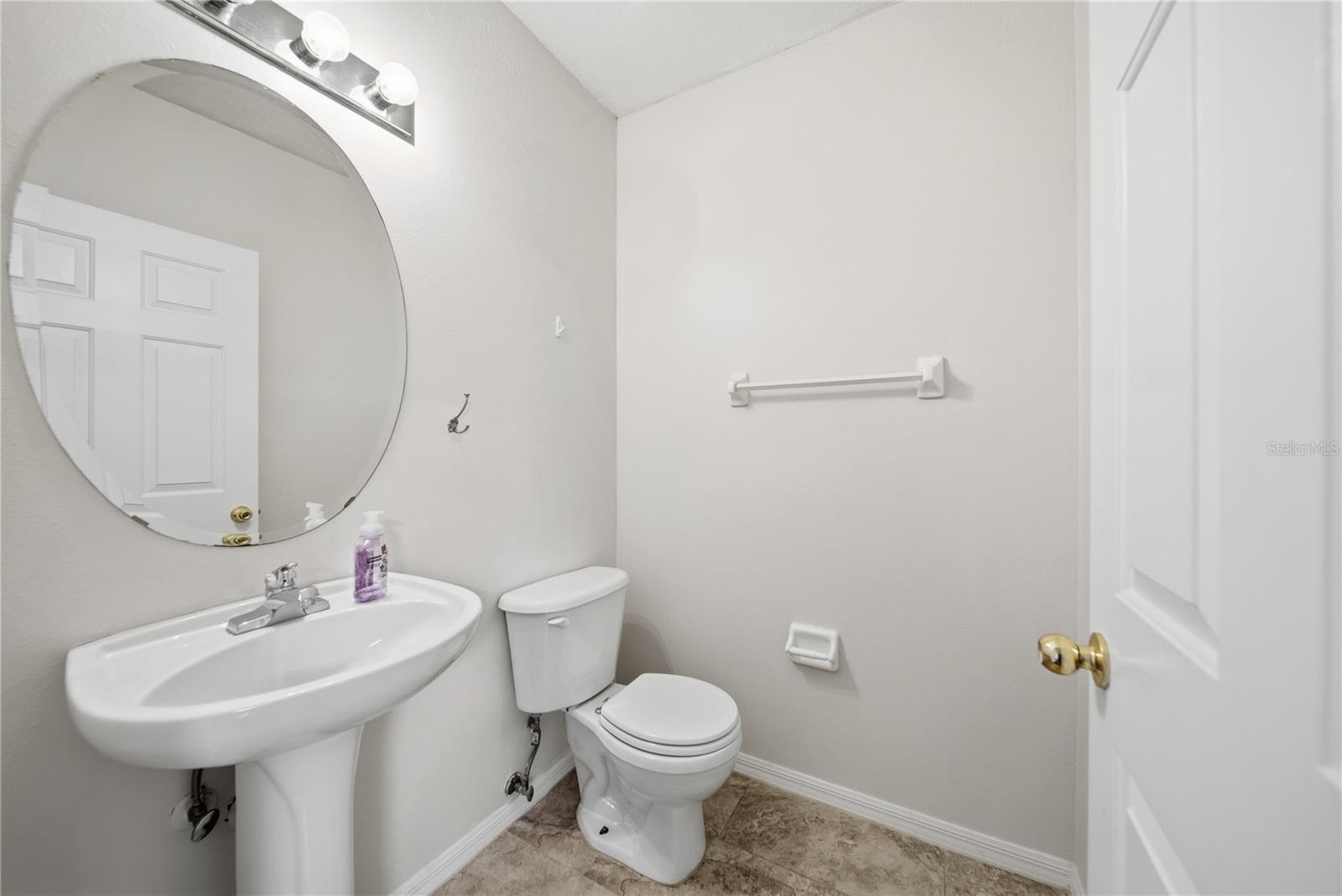 Image 6 of 25 For 1139 Baronscourt Drive