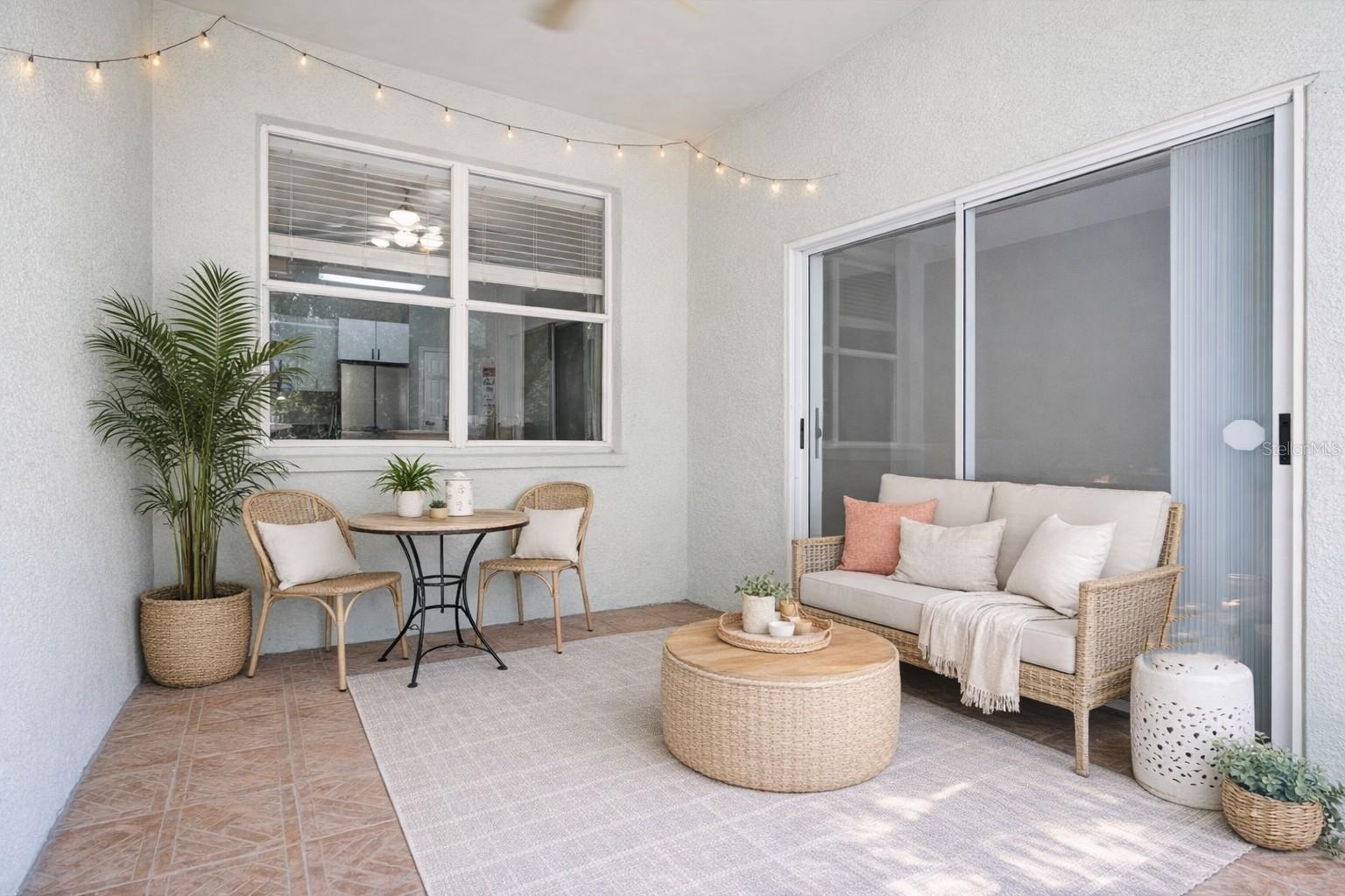 Image 10 of 51 For 752 Vallance Way Ne