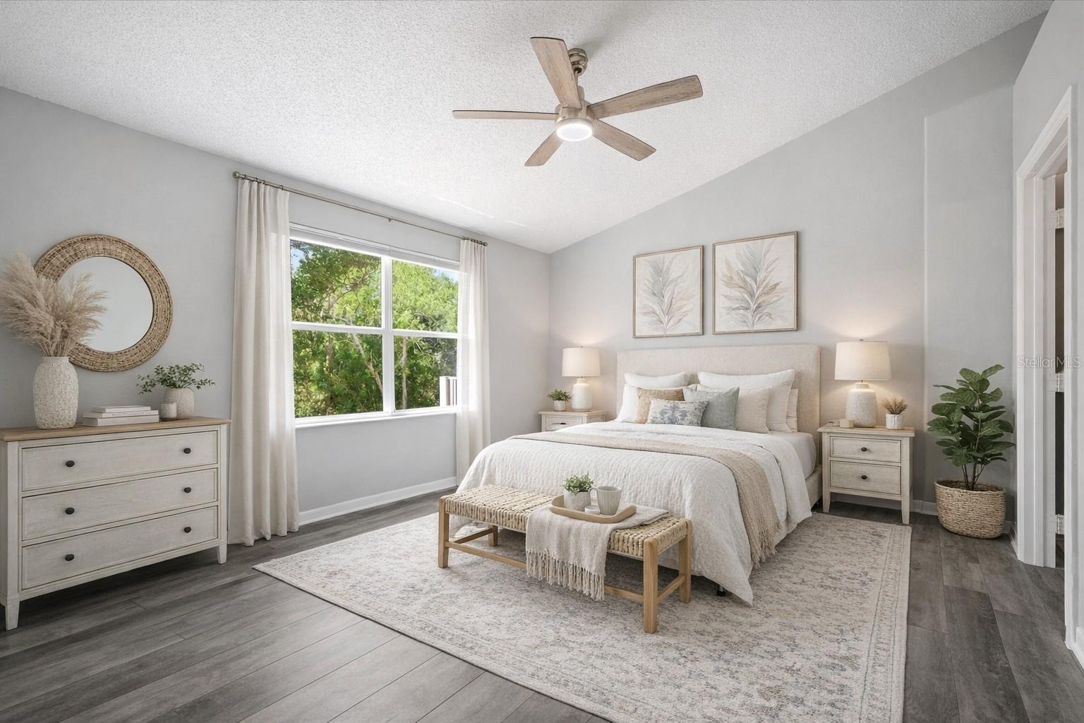 Image 27 of 51 For 752 Vallance Way Ne