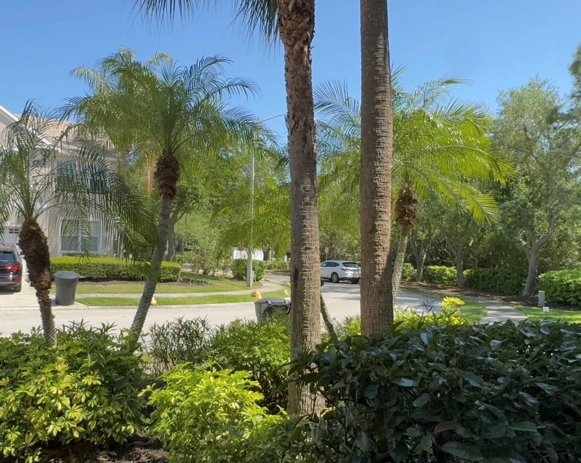 Image 44 of 51 For 752 Vallance Way Ne