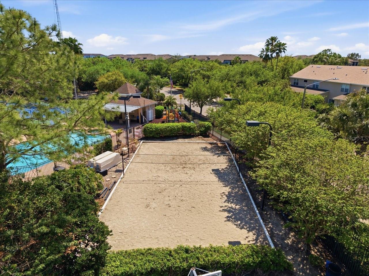 Image 47 of 51 For 752 Vallance Way Ne