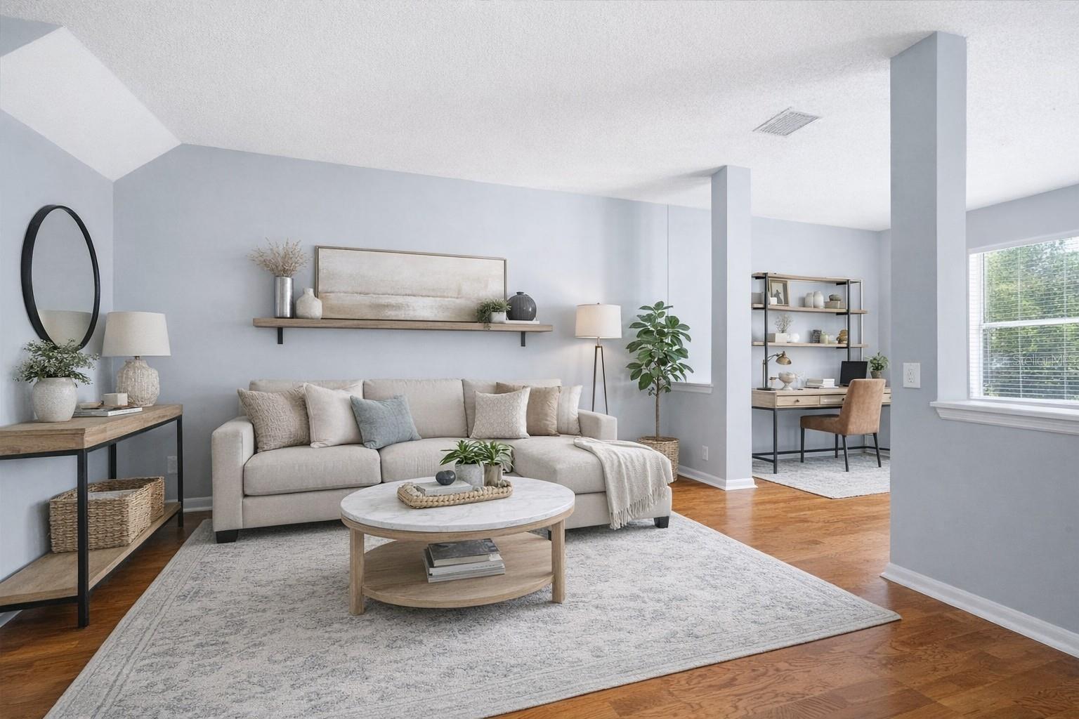 Image 8 of 51 For 752 Vallance Way Ne