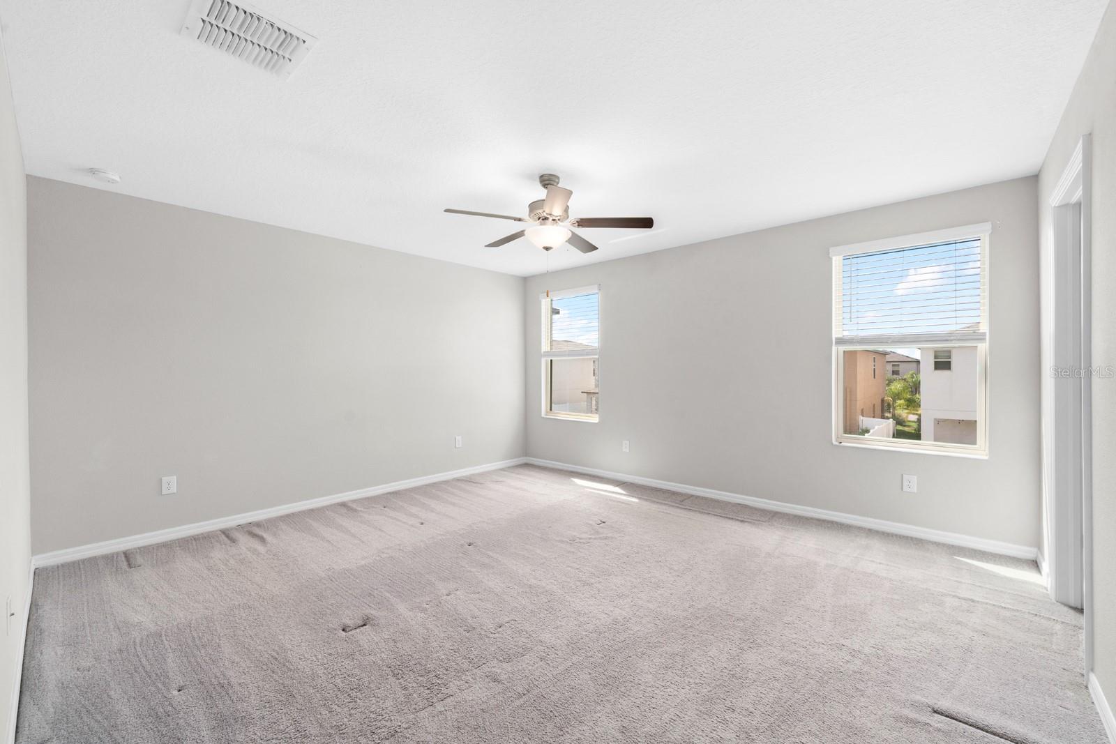 Image 16 of 39 For 7217 Ronnie Gardens Court