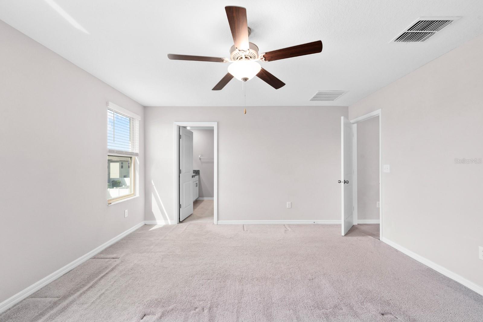 Image 17 of 39 For 7217 Ronnie Gardens Court